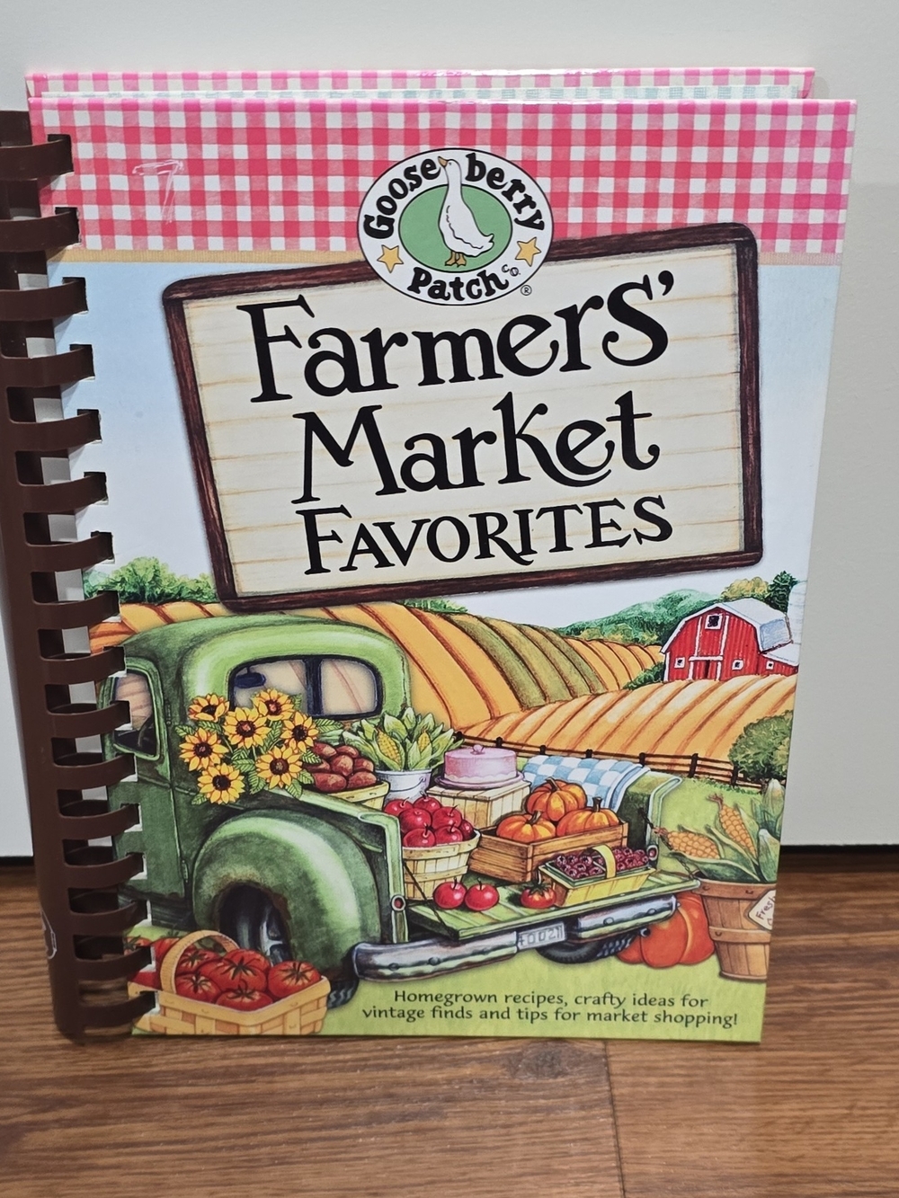 Gooseberry Patch Farmers' Market Favorites Cookbook - Pink Gingham